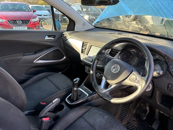 Used Vauxhall Crossland X 2018 for sale - 73031887: Photo 10