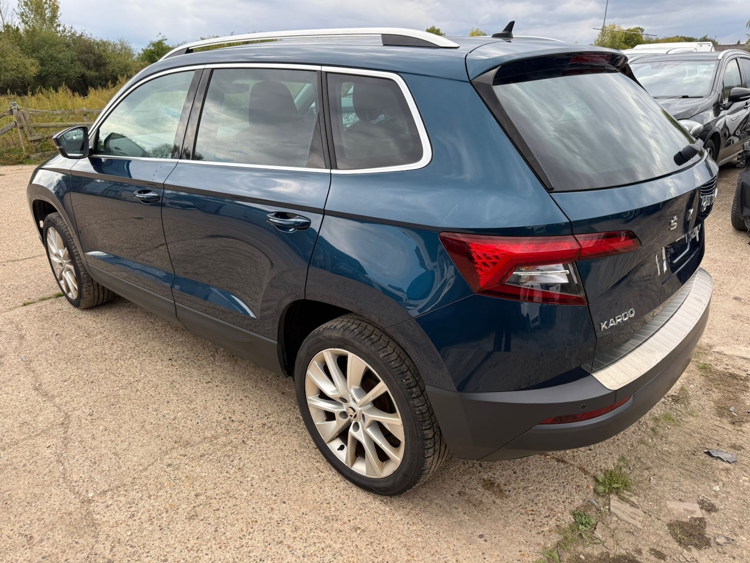 Used Skoda Karoq 2020 for sale - 76104451: Photo 3