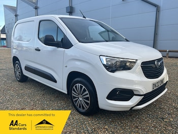Used Vauxhall Combo 2022 for sale - 76853519: Photo