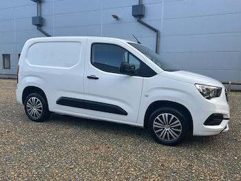 Used Vauxhall Combo 2022 for sale - 76853519: Photo