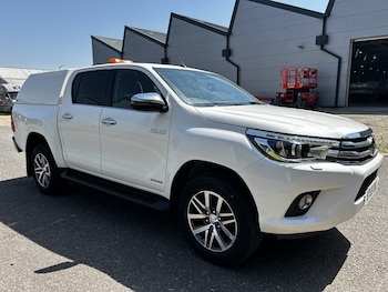 Used Toyota Hilux 2019 for sale - 79023836: Photo