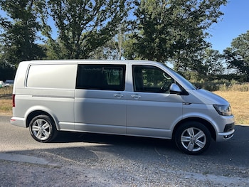 Used Volkswagen Transporter 2016 for sale - 79568919: Photo