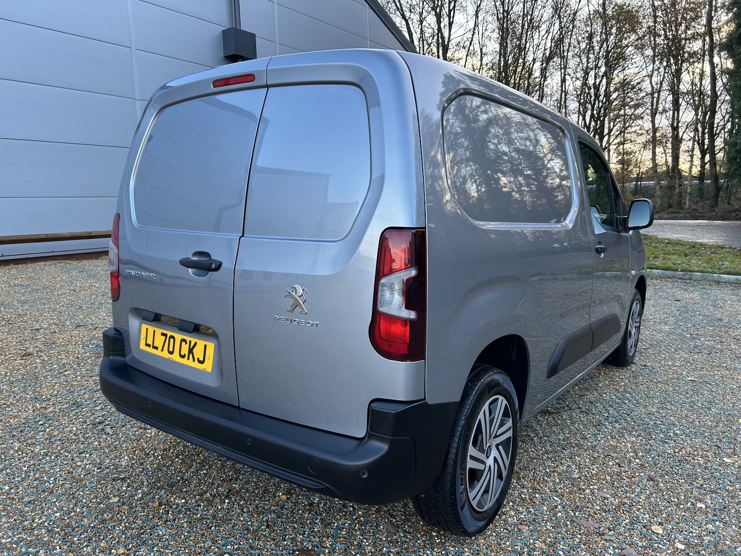 Used Peugeot Partner 2021 for sale - 76853509: Photo 8