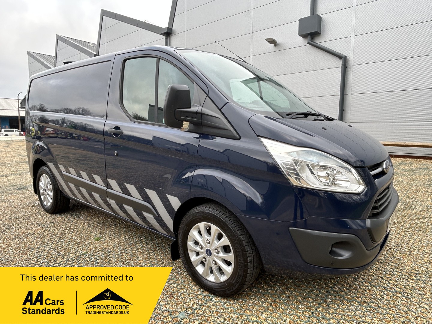 Used Ford Transit Custom 2015 for sale - 77629065: Photo 1
