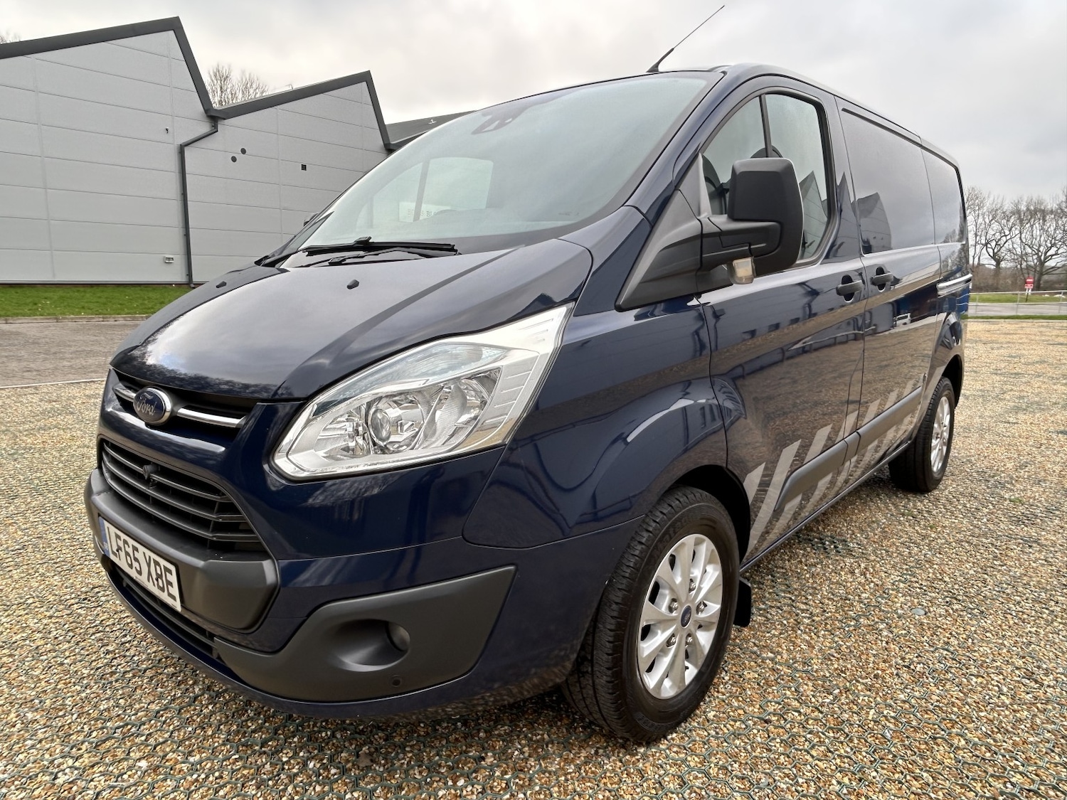 Used Ford Transit Custom 2015 for sale - 77629065: Photo 3