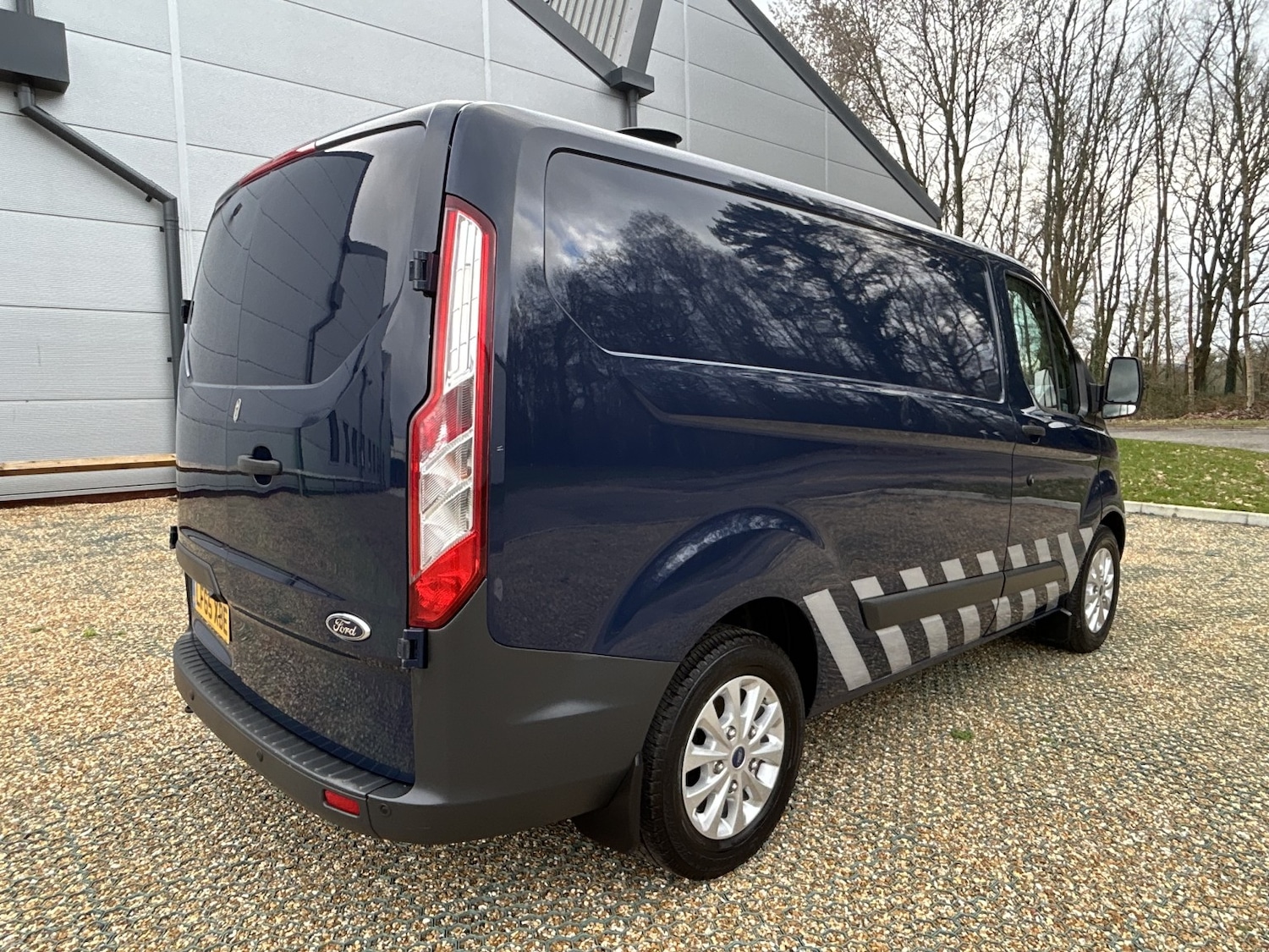 Used Ford Transit Custom 2015 for sale - 77629065: Photo 9