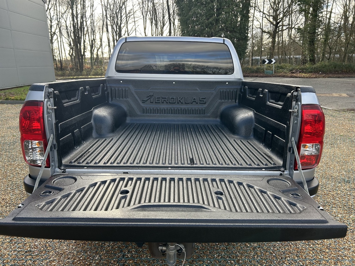 Used Toyota Hilux 2018 for sale - 77245288: Photo 11