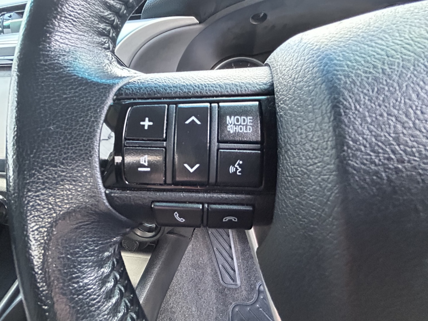 Used Toyota Hilux 2018 for sale - 77245288: Photo 32