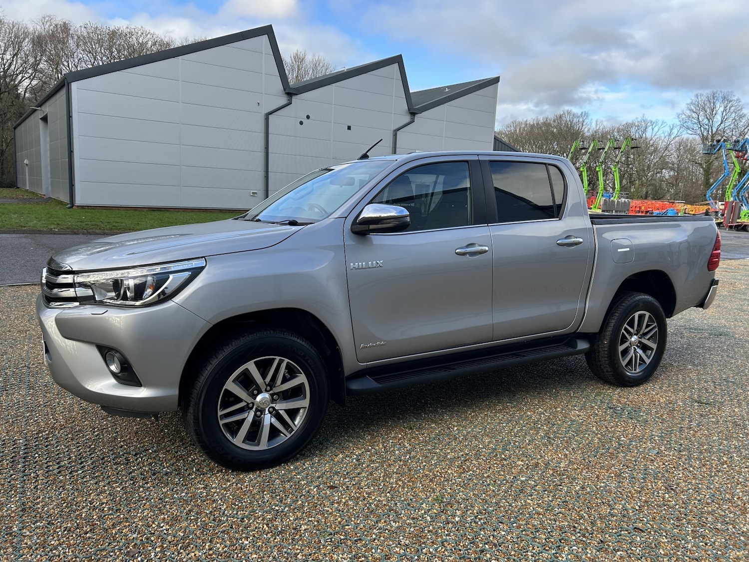 Used Toyota Hilux 2018 for sale - 77245288: Photo 6