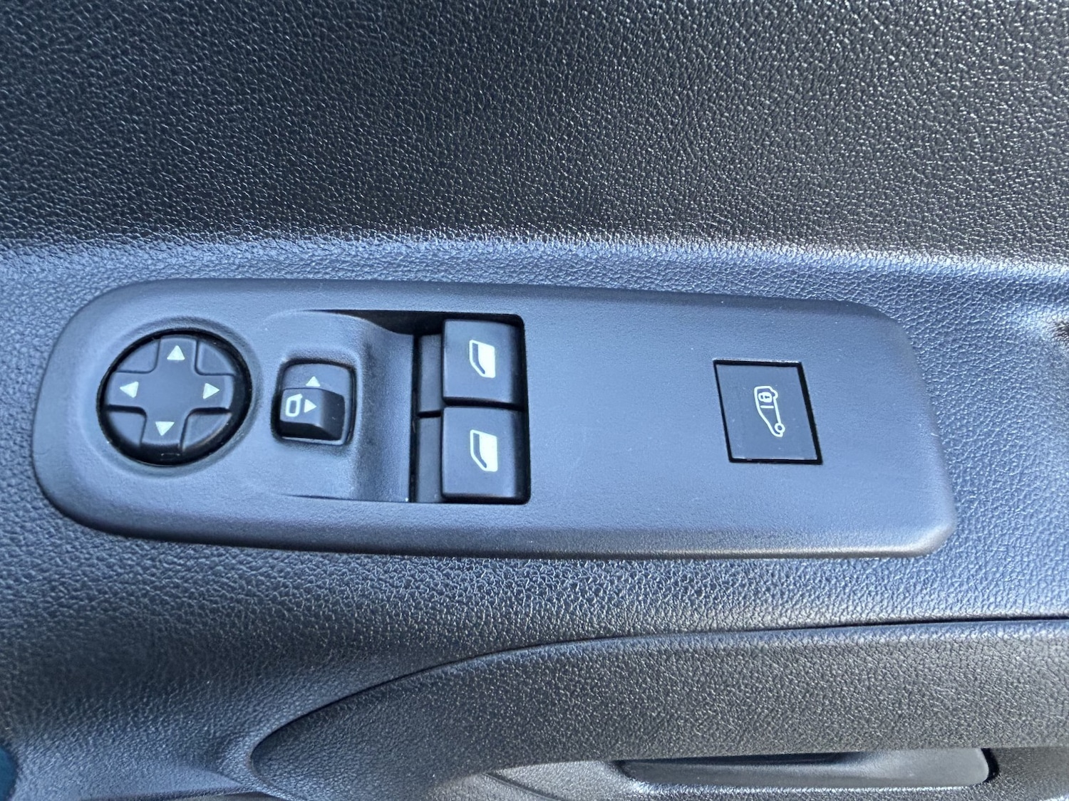 Used Peugeot Partner 2021 for sale - 77225150: Photo 26