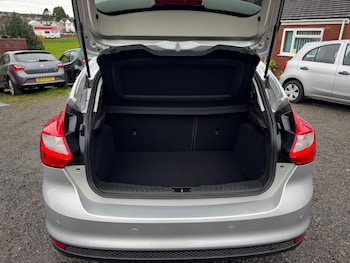 Used Ford Focus 2012 for sale - 76374153: Photo