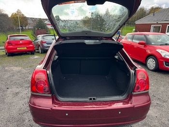 Used Toyota Avensis 2003 for sale - 76418128: Photo