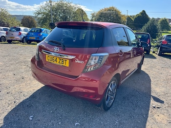 Used Toyota Yaris 2014 for sale - 76077845: Photo