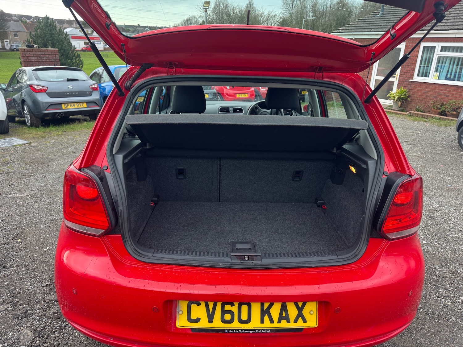 Used Volkswagen Polo 2010 for sale - 77364074: Photo 4