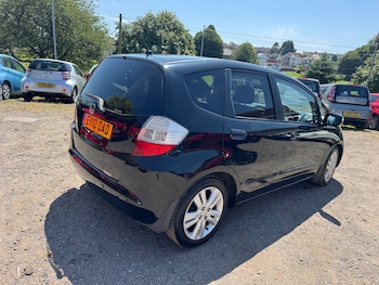 Used Honda Jazz 2010 for sale - 79163890: Photo