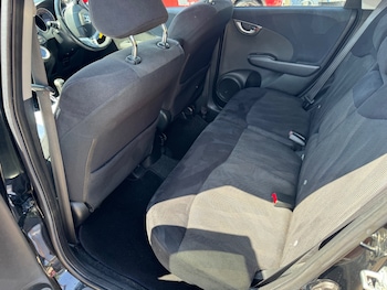 Used Honda Jazz 2010 for sale - 79163890: Photo