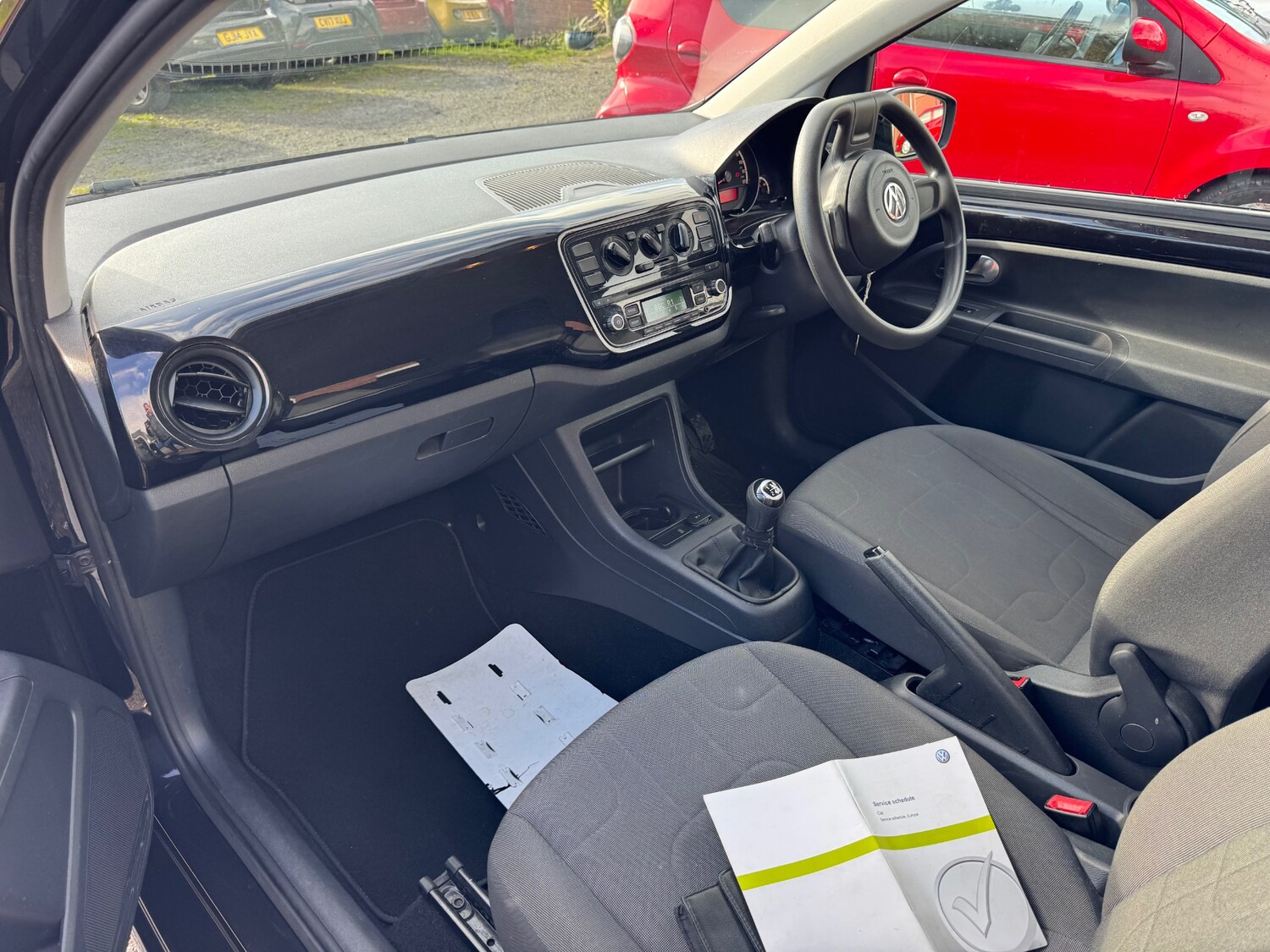 Used Volkswagen up! 2014 for sale - 76374828: Photo 6