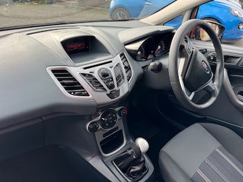 Used Ford Fiesta 2010 for sale - 77675422: Photo