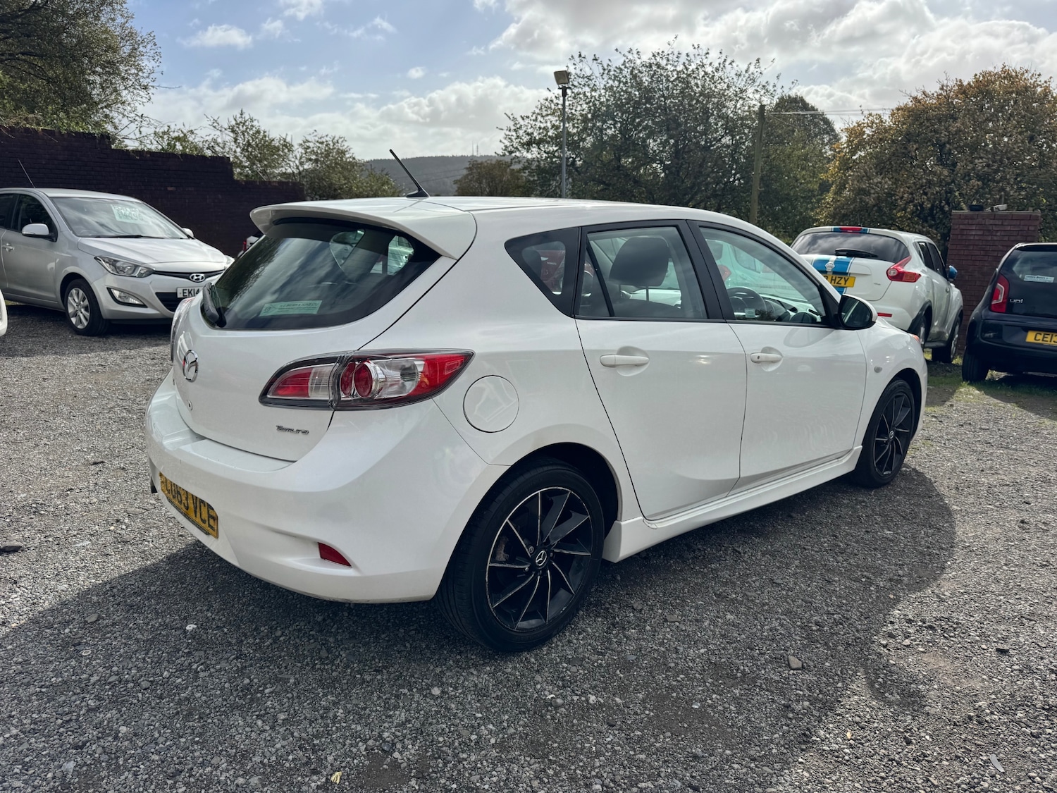 Used Mazda Mazda3 2013 for sale - 76161183: Photo 2