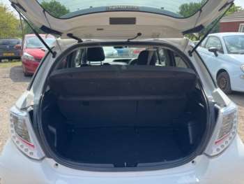 Used Toyota Yaris 2014 for sale - 73911928: Photo