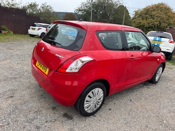 Used Suzuki Swift 2014 for sale - 76146574: Photo