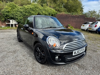 2013 (63) - 2.0 Cooper D 3dr Auto