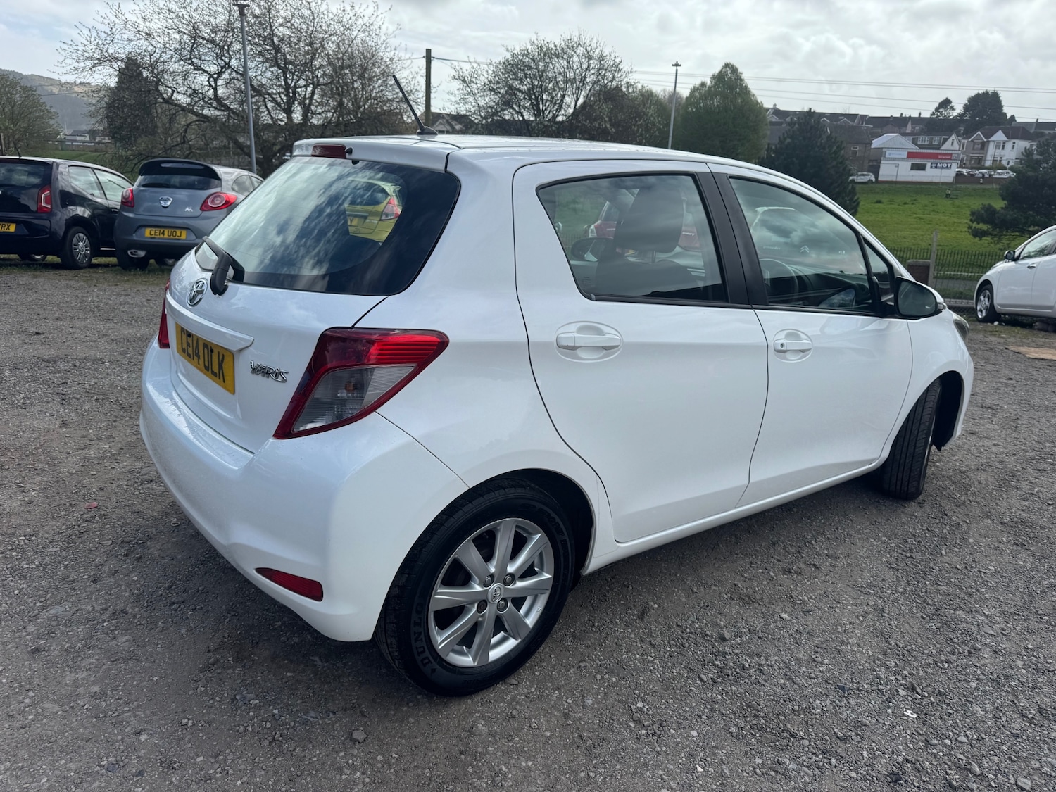 Used Toyota Yaris 2014 for sale - 78176174: Photo 2