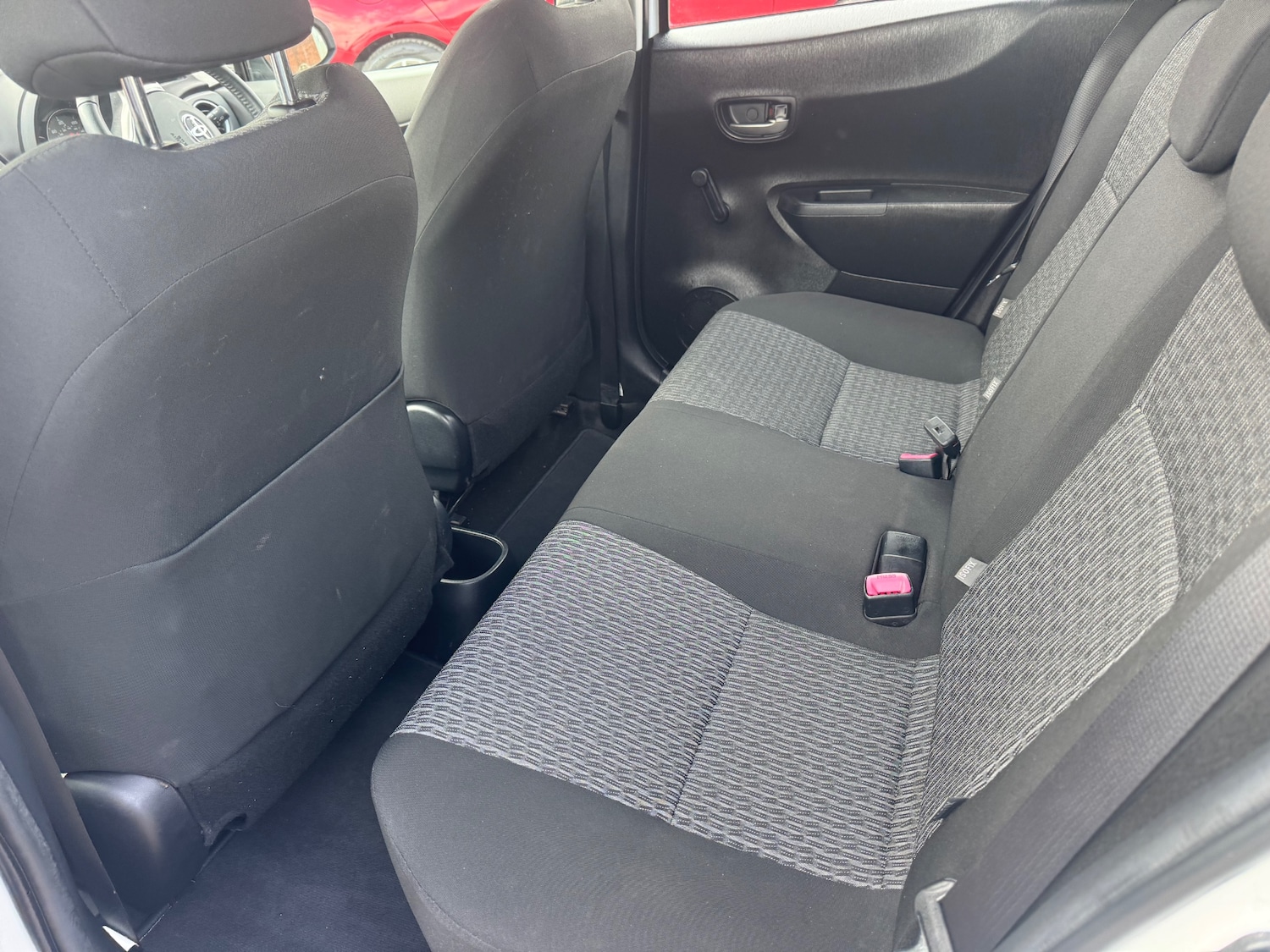 Used Toyota Yaris 2014 for sale - 78176174: Photo 3