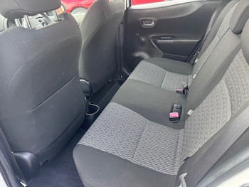 Used Toyota Yaris 2014 for sale - 78176174: Photo