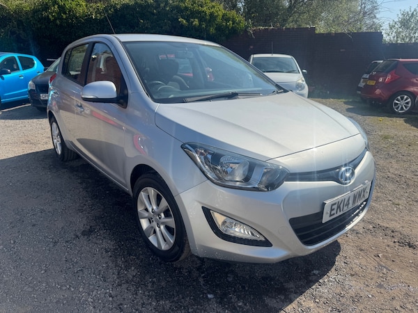 Used Hyundai i20 2014 for sale - 74250181: Photo 1