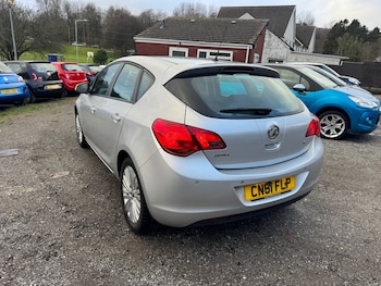 Used Vauxhall Astra 2011 for sale - 77324708: Photo