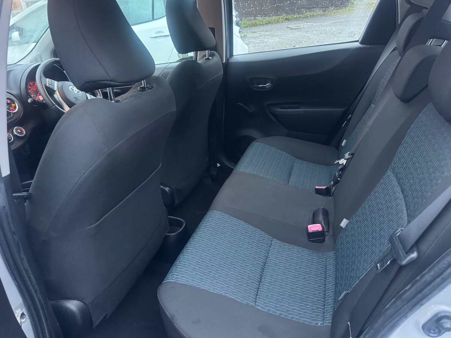 Used Toyota Yaris 2013 for sale - 76979584: Photo 8