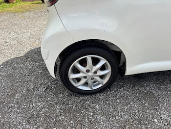 Used Toyota AYGO 2013 for sale - 75820944: Photo