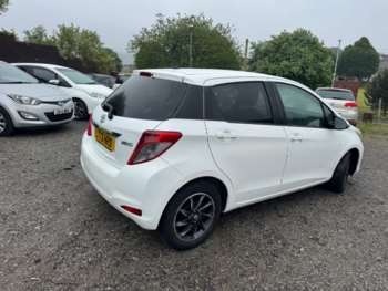 Used Toyota Yaris 2013 for sale - 74790768: Photo
