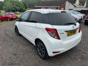 Used Toyota Yaris 2013 for sale - 74790768: Photo