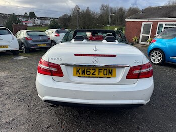 Used Mercedes-Benz E Class 2013 for sale - 77180679: Photo