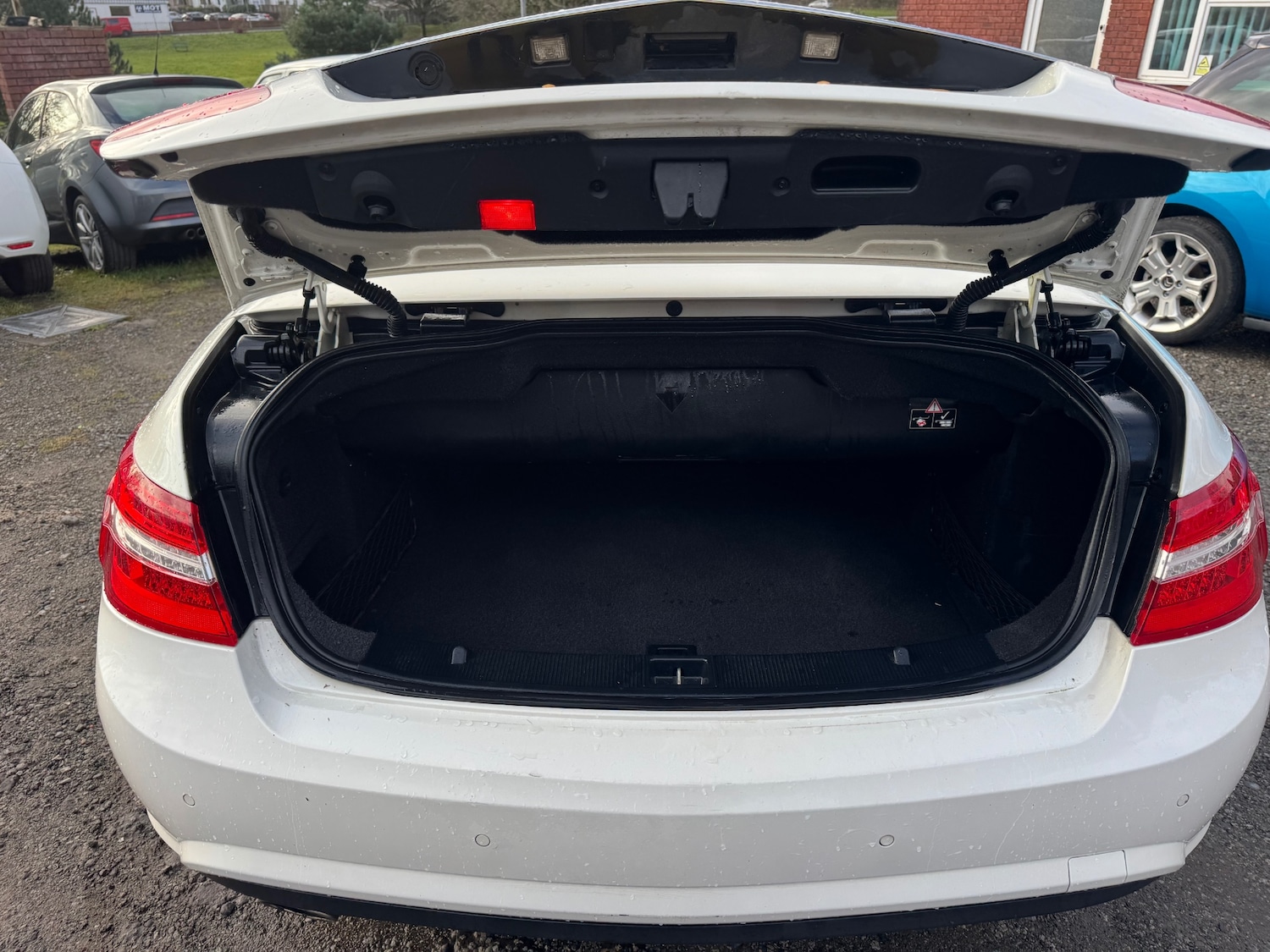 Used Mercedes-Benz E Class 2013 for sale - 77180679: Photo 5