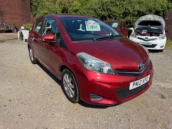 Toyota - Yaris