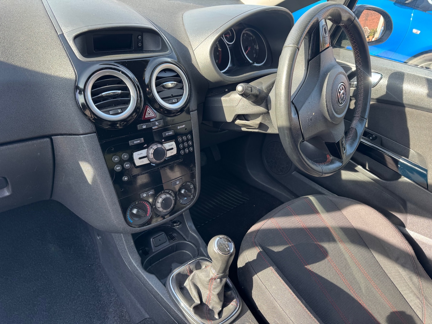 Used Vauxhall Corsa 2011 for sale - 77558776: Photo 5