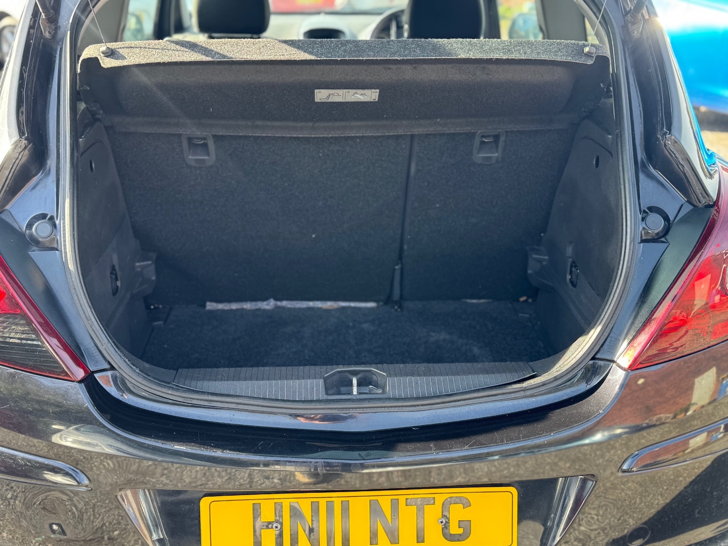 Used Vauxhall Corsa 2011 for sale - 77558776: Photo 7