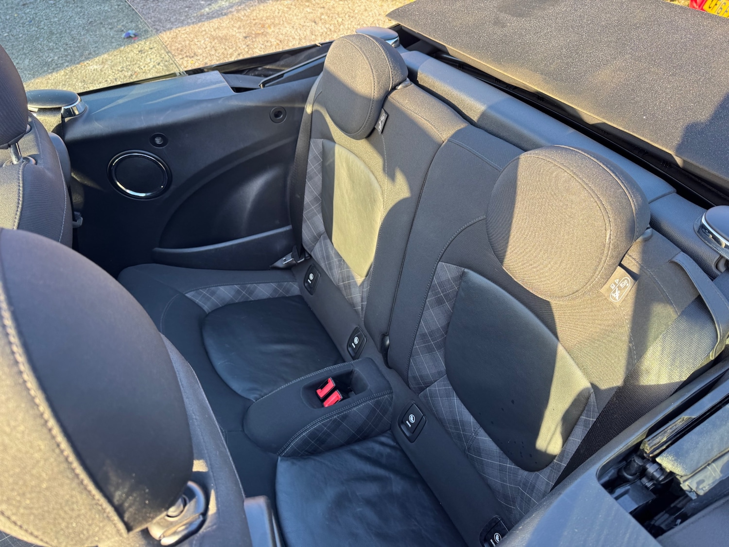 Used MINI Convertible 2016 for sale - 76809434: Photo 7