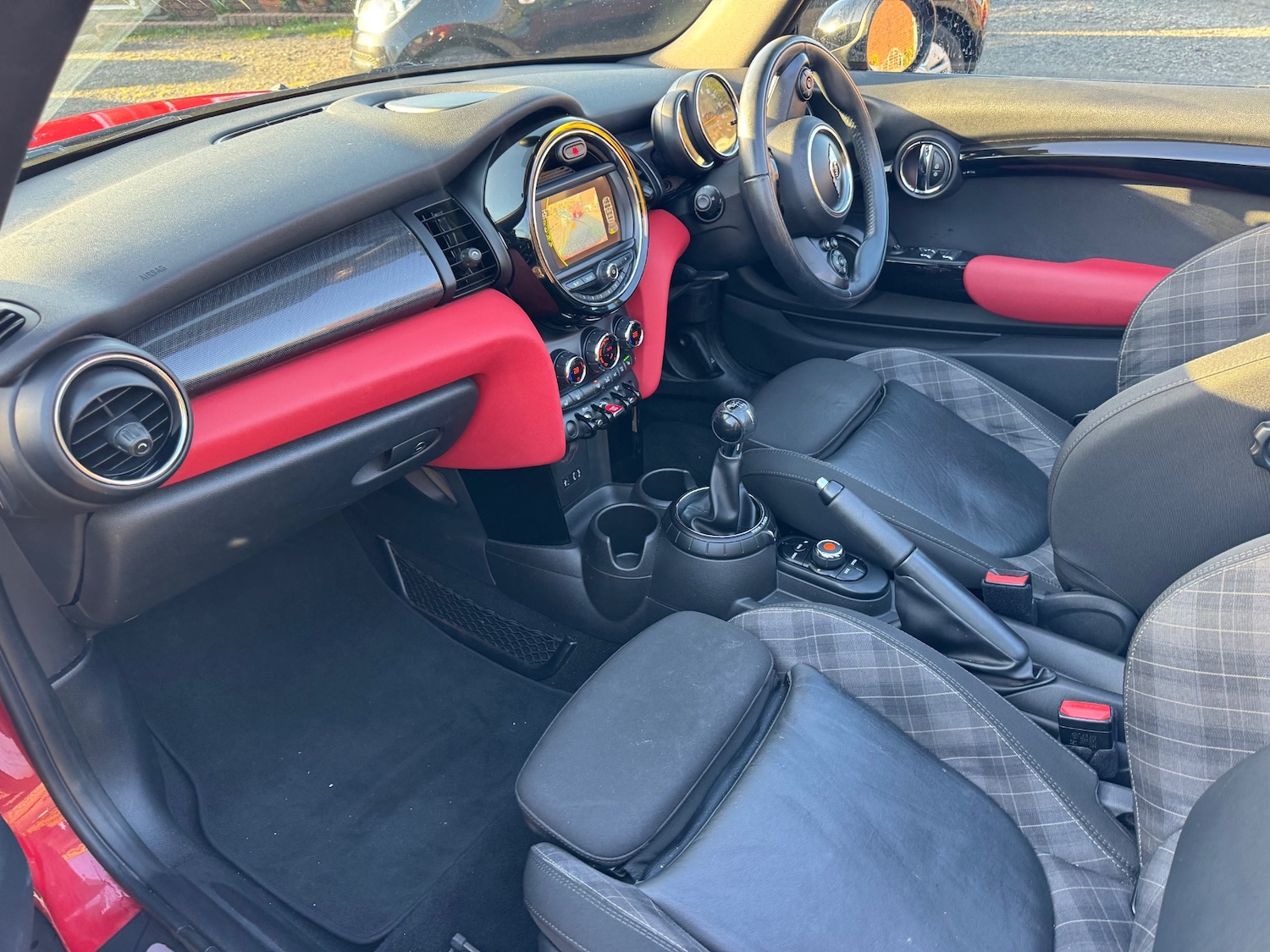 Used MINI Convertible 2016 for sale - 76809434: Photo 9