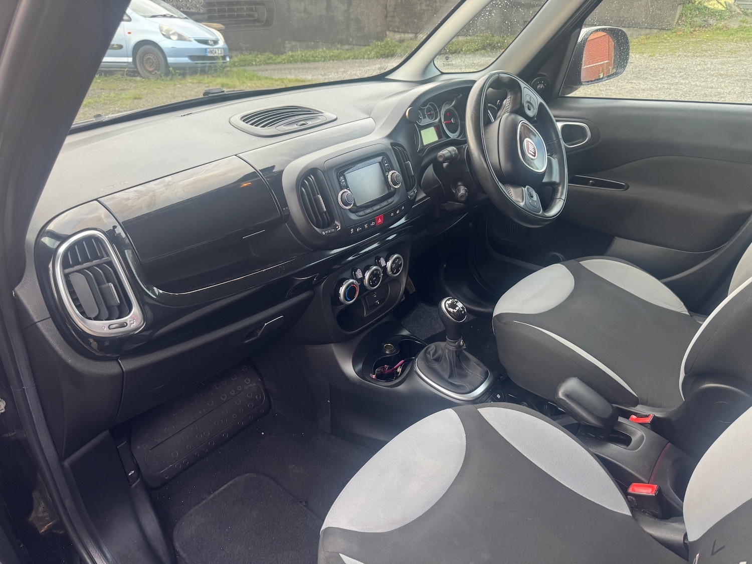 Used Fiat 500L 2014 for sale - 76566360: Photo 6