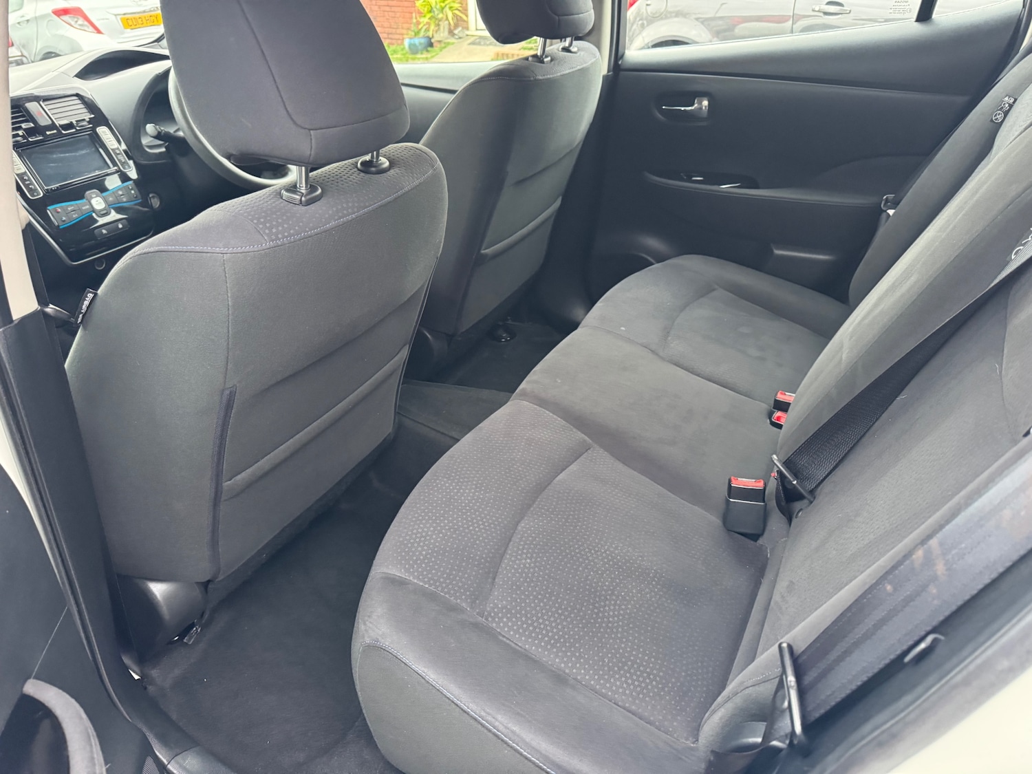 Used Nissan Leaf 2016 for sale - 76982637: Photo 3