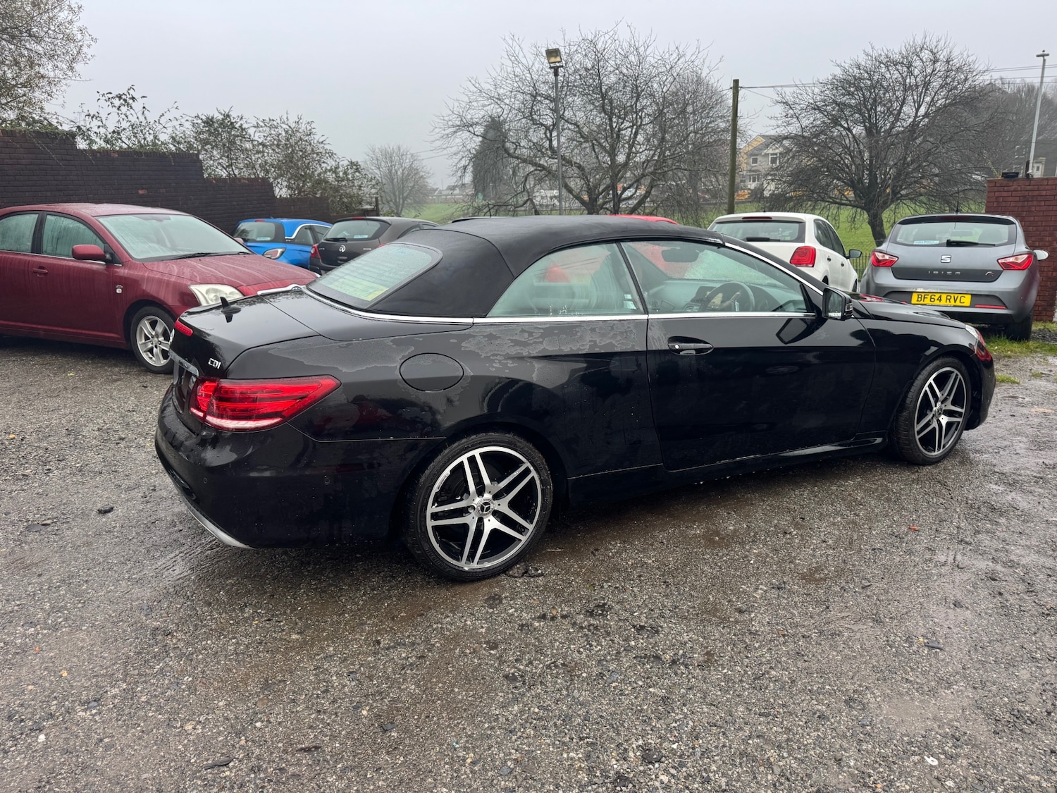 Used Mercedes-Benz E Class 2014 for sale - 76718986: Photo 2