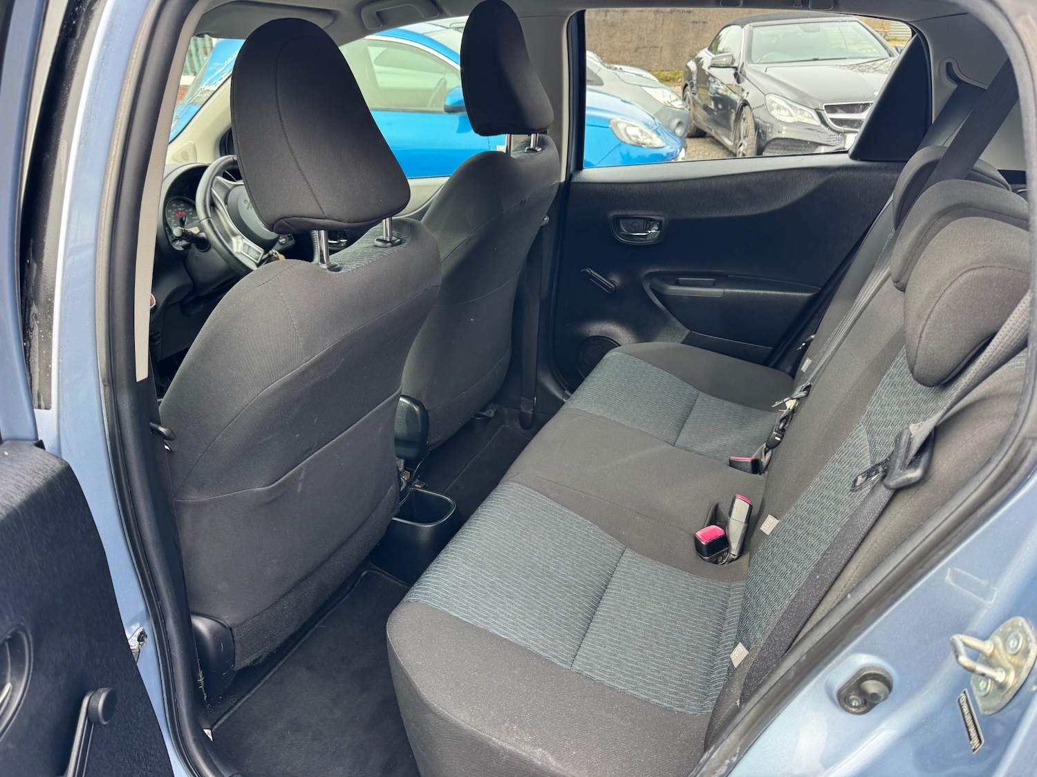 Used Toyota Yaris 2012 for sale - 77578798: Photo 4