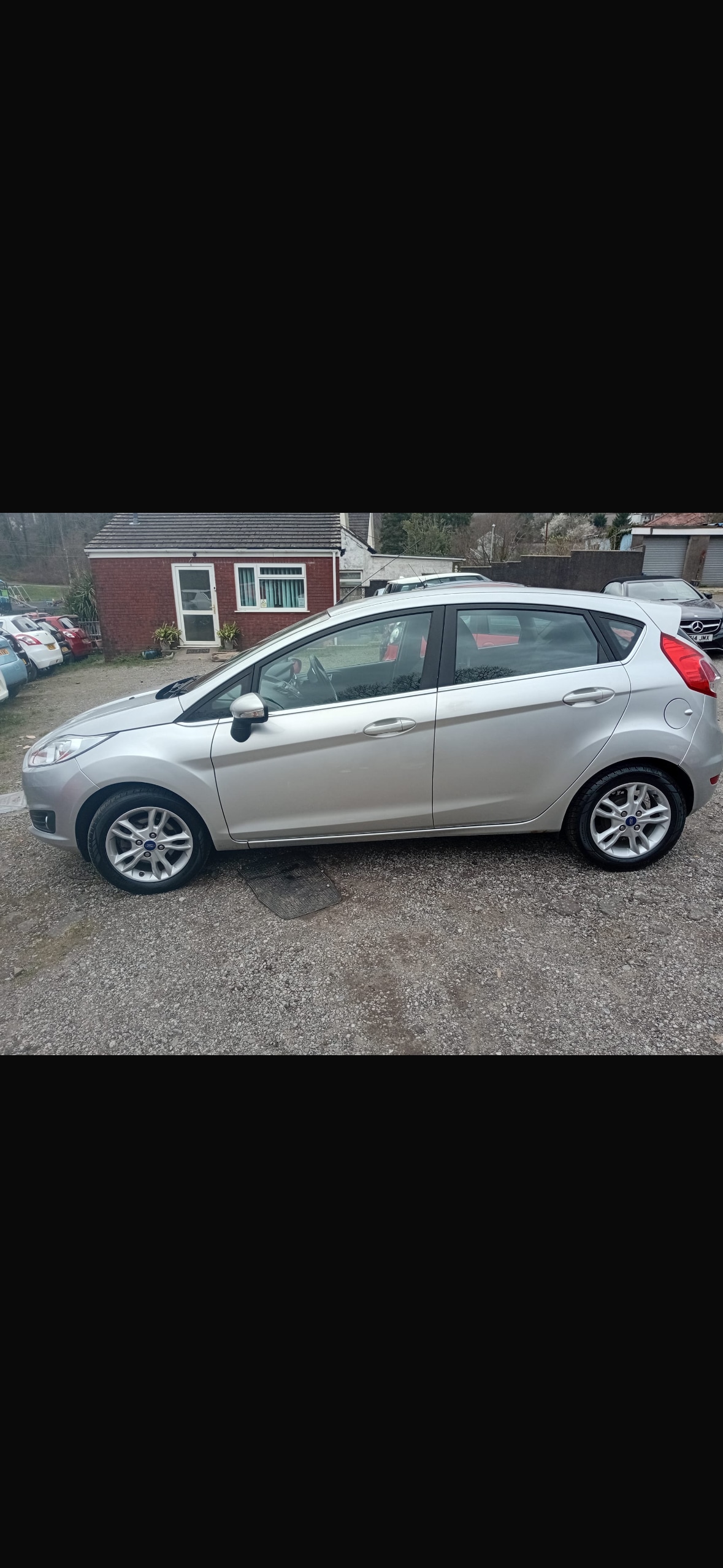 Used Ford Fiesta 2015 for sale - 77759099: Photo 2