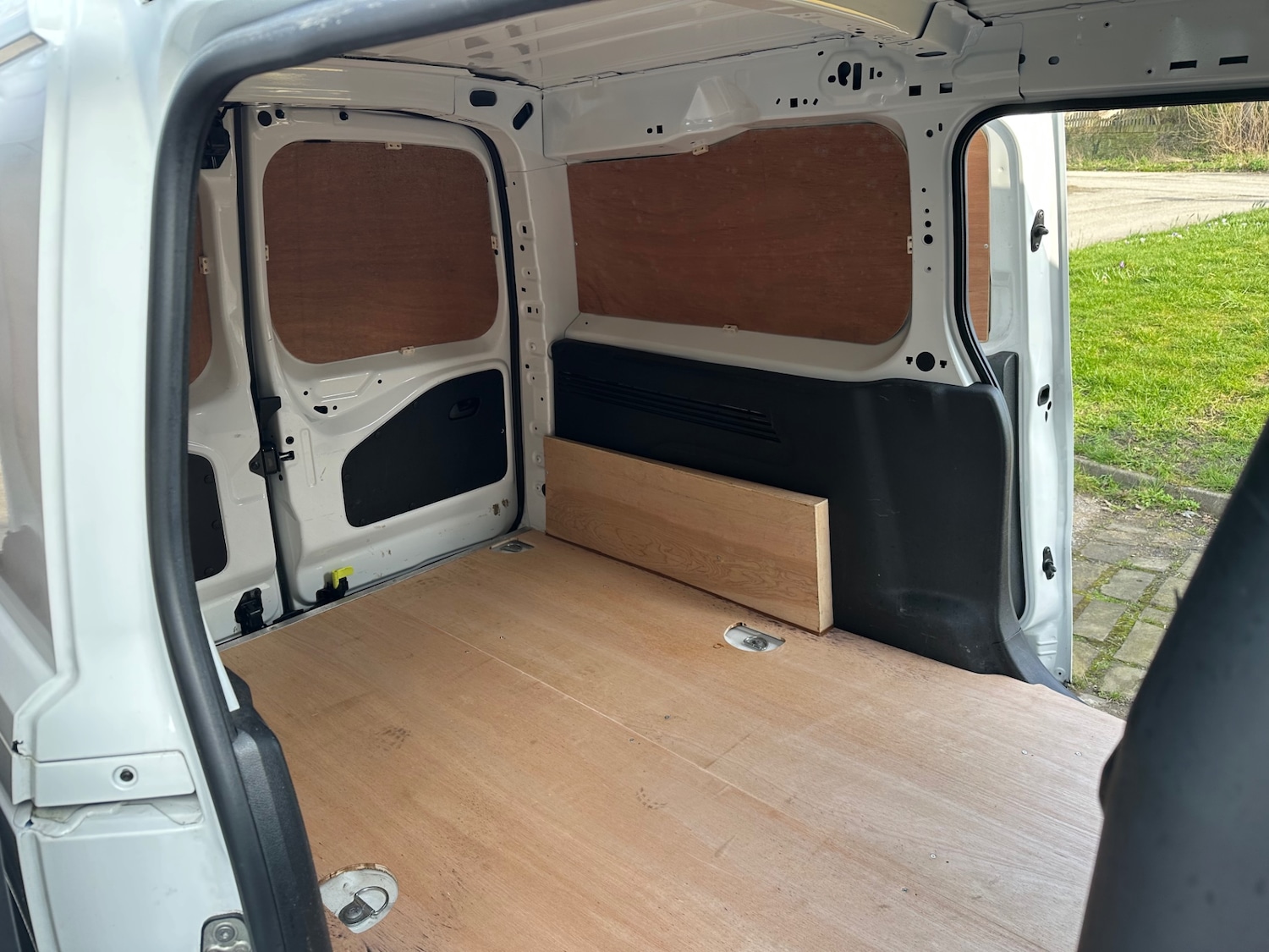 Used Peugeot Partner 2019 for sale - 77829975: Photo 27