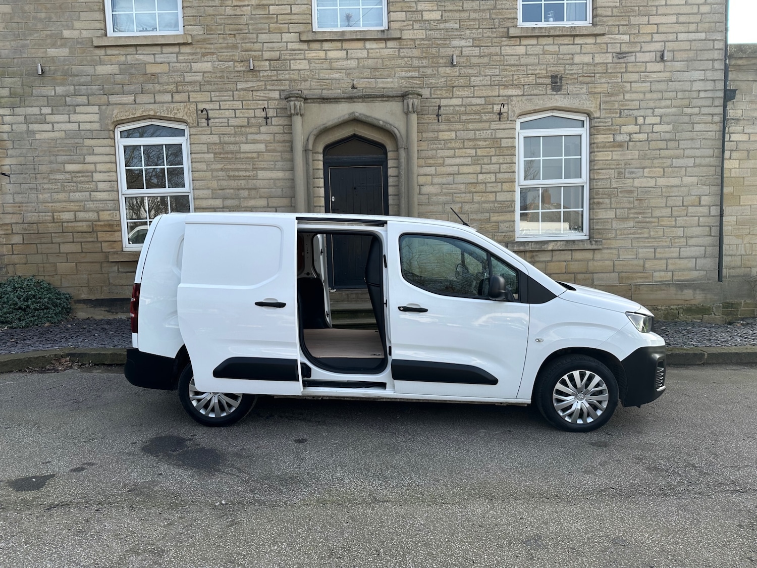 Used Peugeot Partner 2019 for sale - 77829975: Photo 6