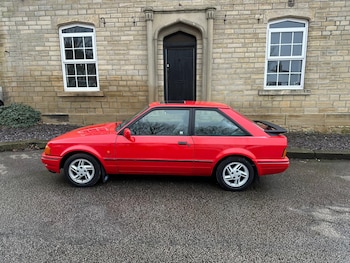 1989 (G) - XR3i 3dr